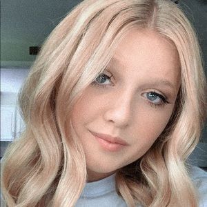 Meet your Posher, Jaymee